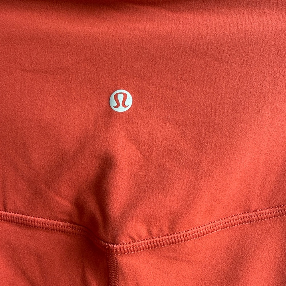 Lululemon Align pant 25” with pockets - Picture 3 of 3